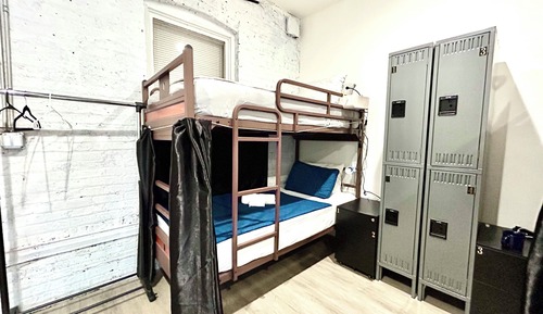Premier Shared Dormitory (BOTTOM BUNK TWIN FOR 1 GUEST)