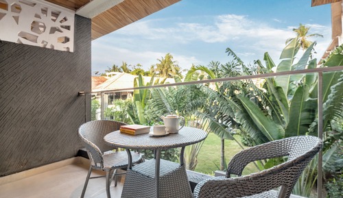 Suite, 1 King Bed, Balcony