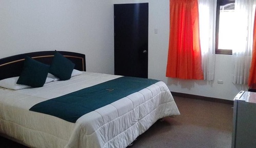 Basic Room, 1 Queen Bed, Ensuite, City View