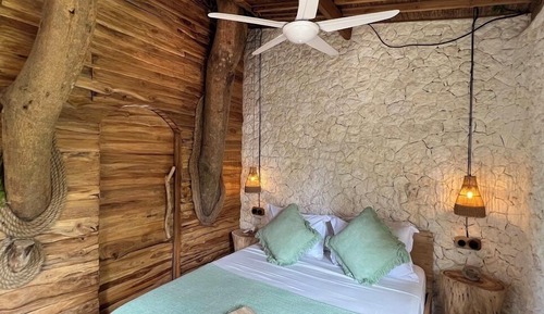 Superior Tree House