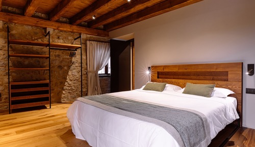 Room (Faggio)