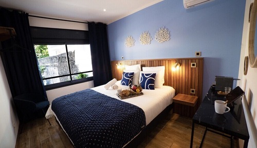 Club Double Room, Private Bathroom (Corail)