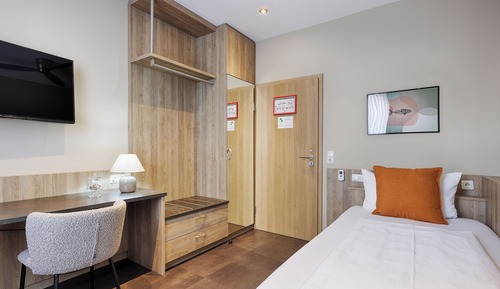 Standard Single Room