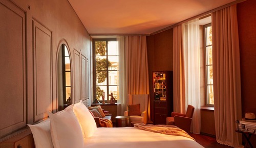 Junior Suite, 1 King Bed