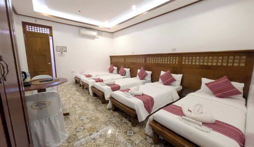 Standard Family Room