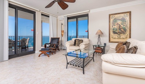 Condo, 3 Bedrooms