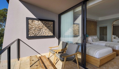 Standard Room, 2 Double Beds, Non Smoking, Lake View (Balcony)