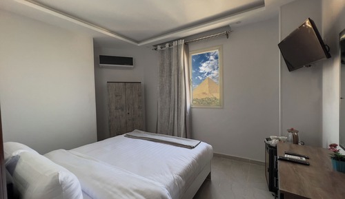 Deluxe Double Room, 1 Queen Bed