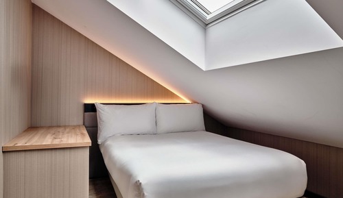 Deluxe Room, Multiple Beds