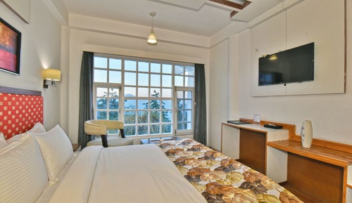 Premium Room