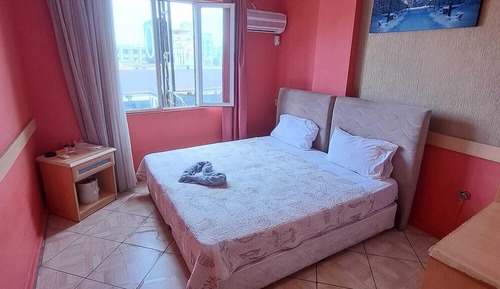 Economy Double or Twin Room, 1 Bedroom, City View