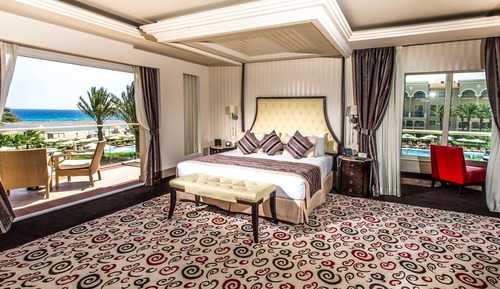 Premier Suite Prime Sea View & Pool View with VIP Package