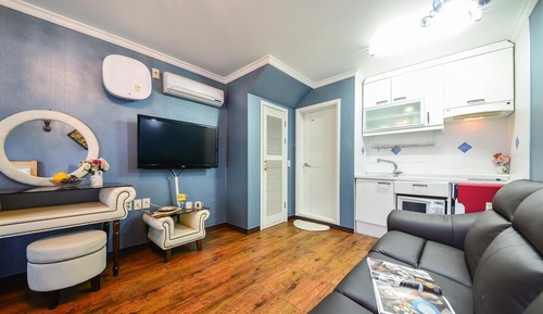 Basic Room, 1 Bedroom (Jijunghae ( F1 ))