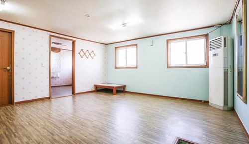 Room (Type D (1 room/1 living room))