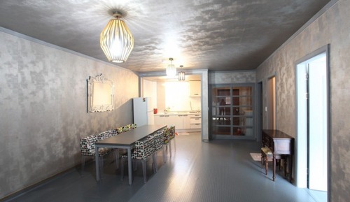 Room (Complex E (Two Rooms) - 1)