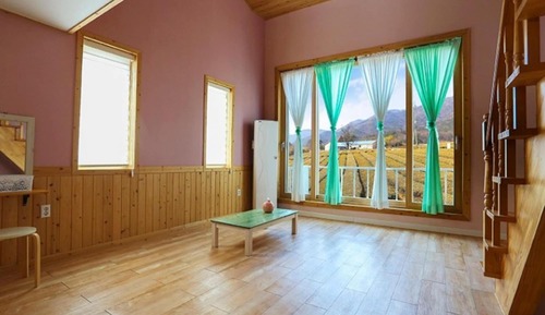 Room (Cherry Jubilee (Duplex))