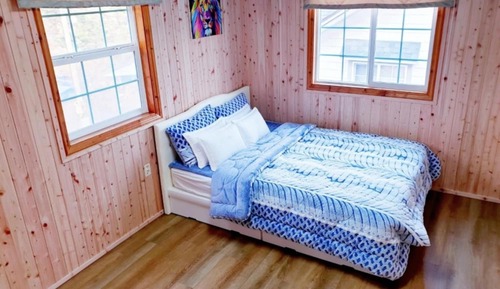 Room (Wahyeon scent)