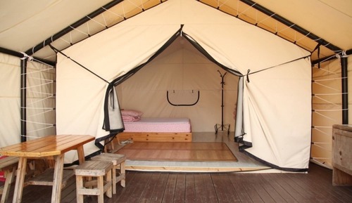 Room (Eco 1 Building)