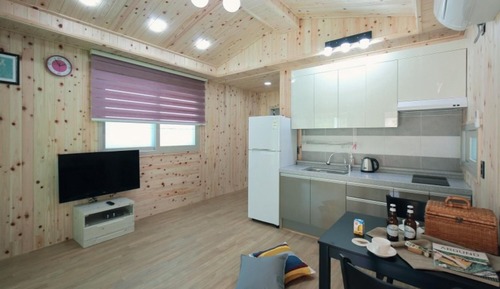 Room (5 buildings)