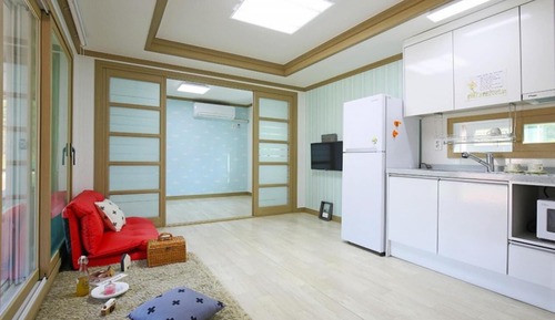 Room (Peppermint)
