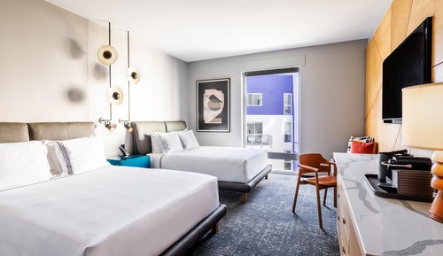 Room, 2 Queen Beds, Accessible, Bathtub