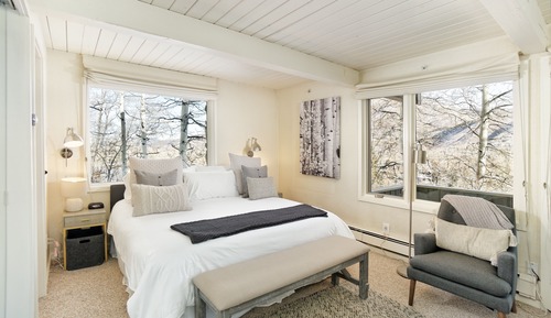 Condo, 2 Bedrooms