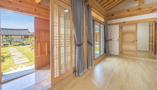 Basic Room, 2 Bedrooms (Dokchea)