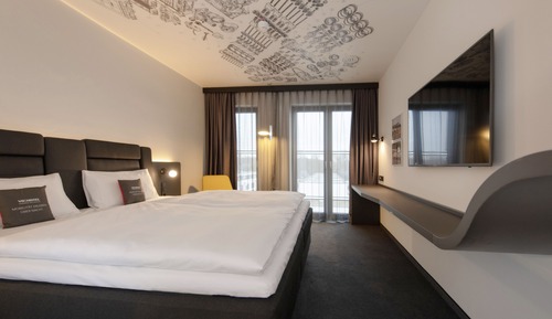 Design Twin Room