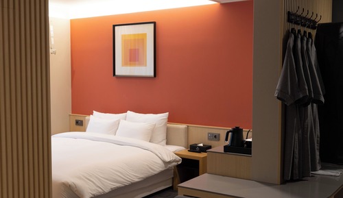 Friends Room