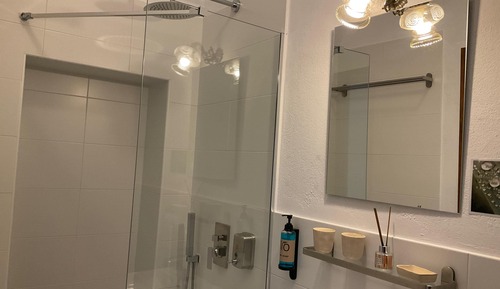 Standard Twin Room, Ensuite, Courtyard View (Vainilla)