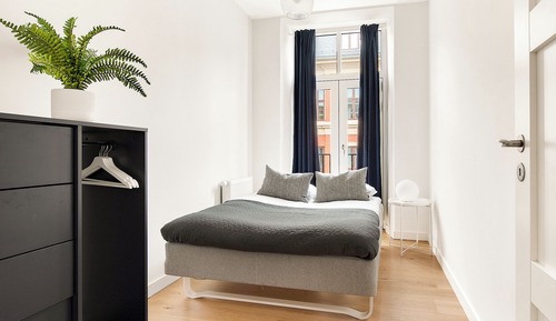Apartment, 4 Bedrooms, City View