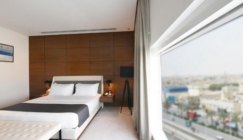 Junior Suite, 1 King Bed