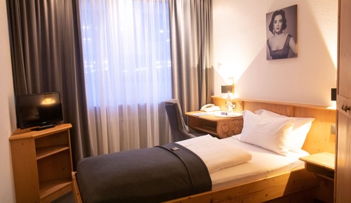 Basic Single Room