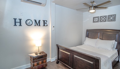 Apartment (2 Bedrooms)
