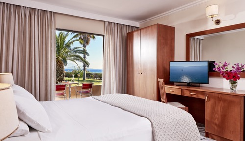 Suite, Partial Sea View