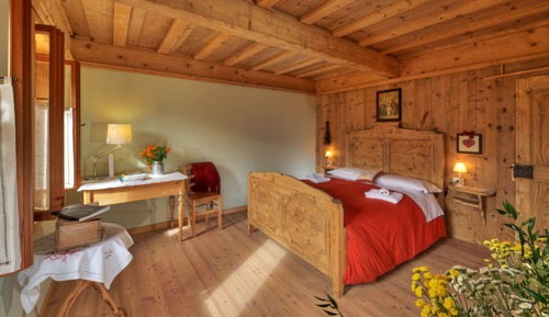 Family Apartment (2 Adults + 2 Child Deluxe)
