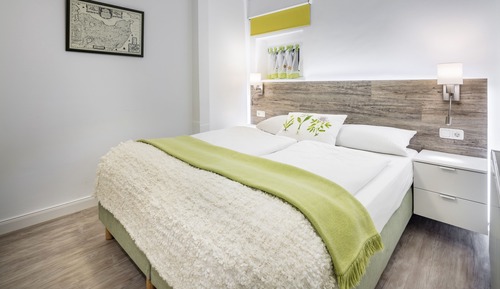 Apartment (A)