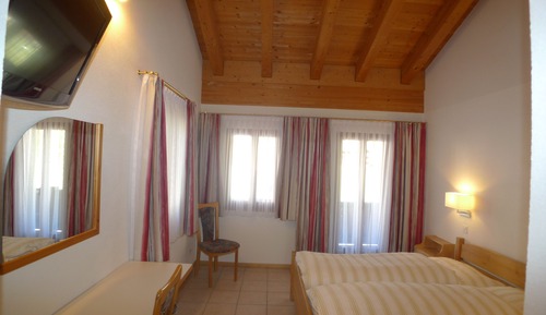 Family Room Dépendance with Balcony 23m² - next to the main building