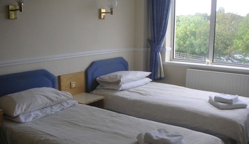 Twin Room, Ensuite