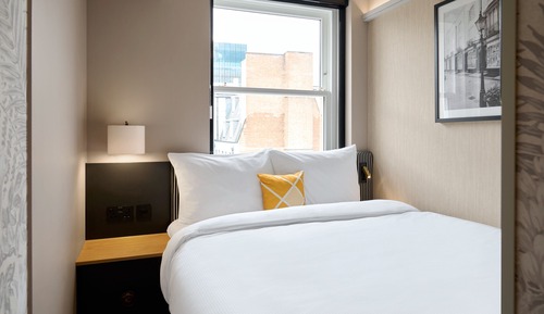 Room, 1 Double Bed, Non Smoking (Pod 8sqm)