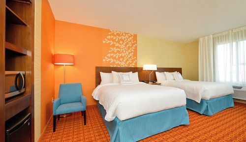 Room, 2 Queen Beds, Non Smoking (Mobility Accessible, Roll-in Shower)