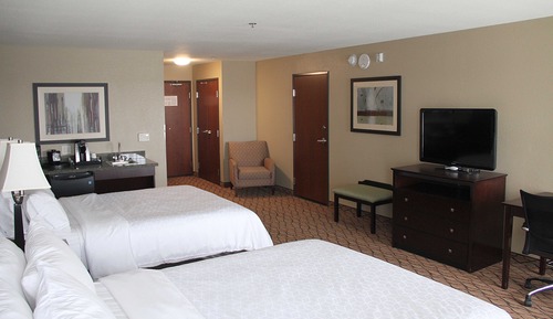 Suite, 2 Queen Beds (Additional Living Area)