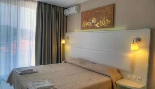 Double Room, Partial Sea View