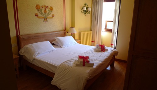 Suite, 2 Bedrooms, Balcony