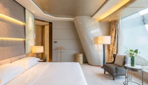 Deluxe Room, 1 King Bed, Resort View