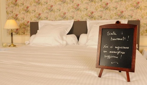 Deluxe Double Room, Garden View