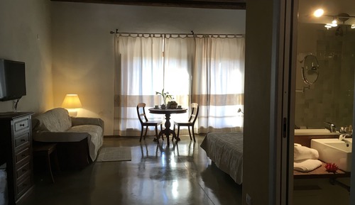 Junior Studio Suite