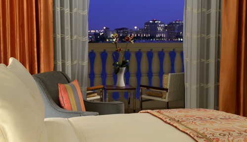 Deluxe Room, 1 King Bed, Non Smoking