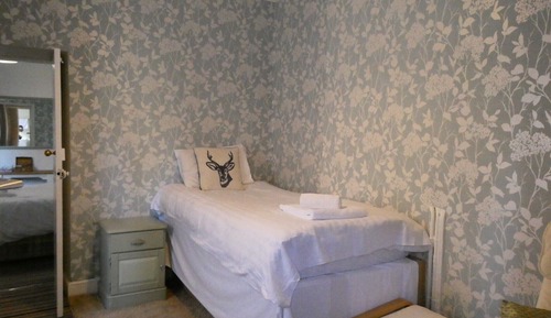 Triple Room, Ensuite (The Swale)