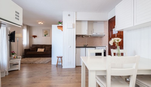 Basic Studio (4 people)